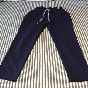 Figs women’s  purple   with Gray Drawstring